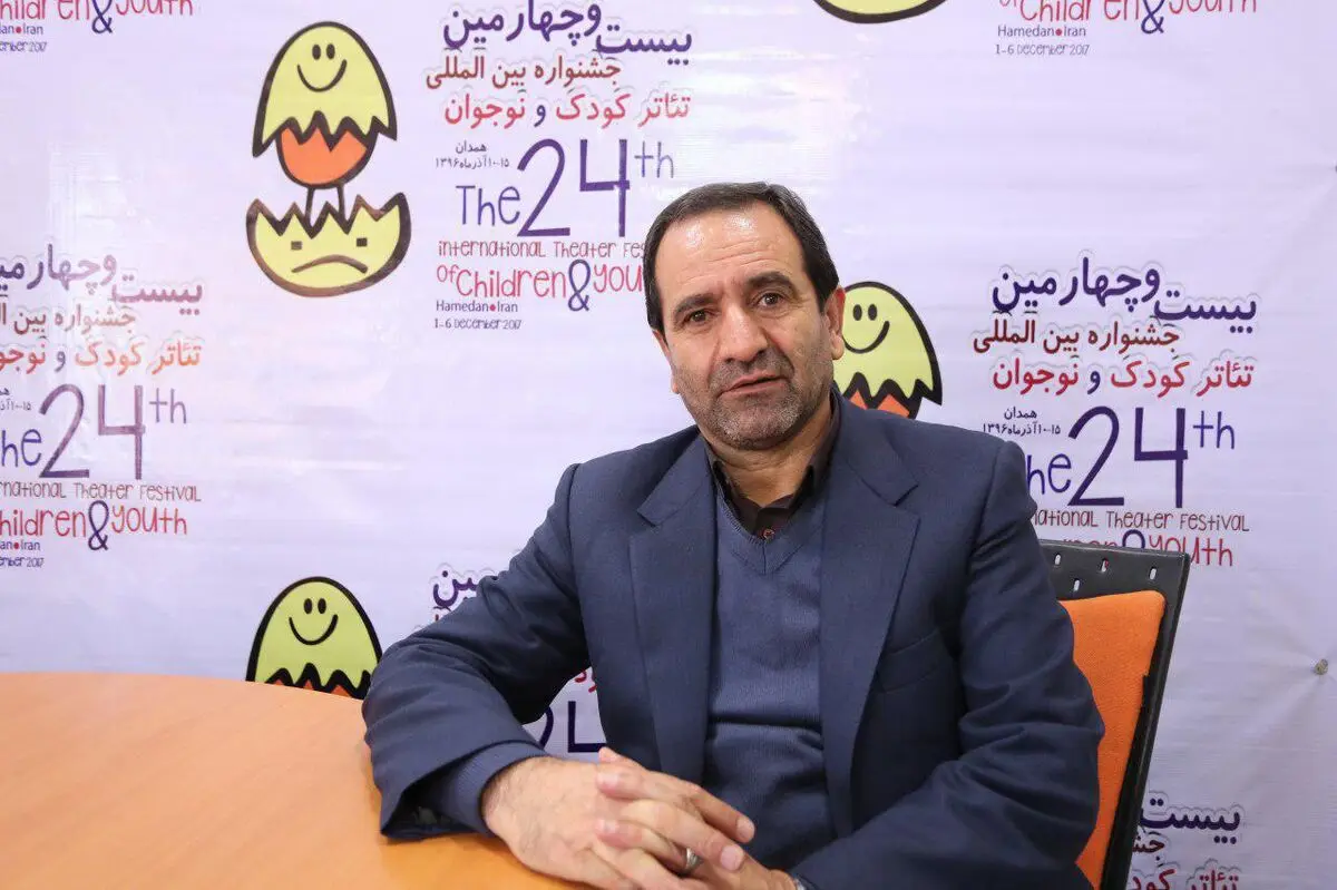 افتتاحیه جشنواره تئاتر کودک و نوجوان همدان با حضور کودکان بهزیستی