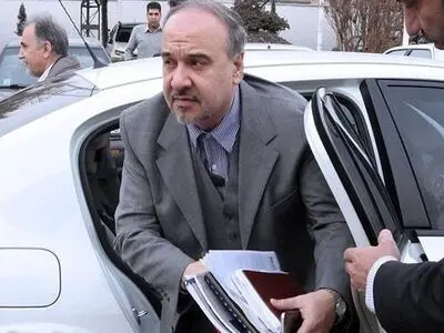 خبر خوش وزیر ورزش به بازیکنان سرباز در استقلال و پرسپولیس