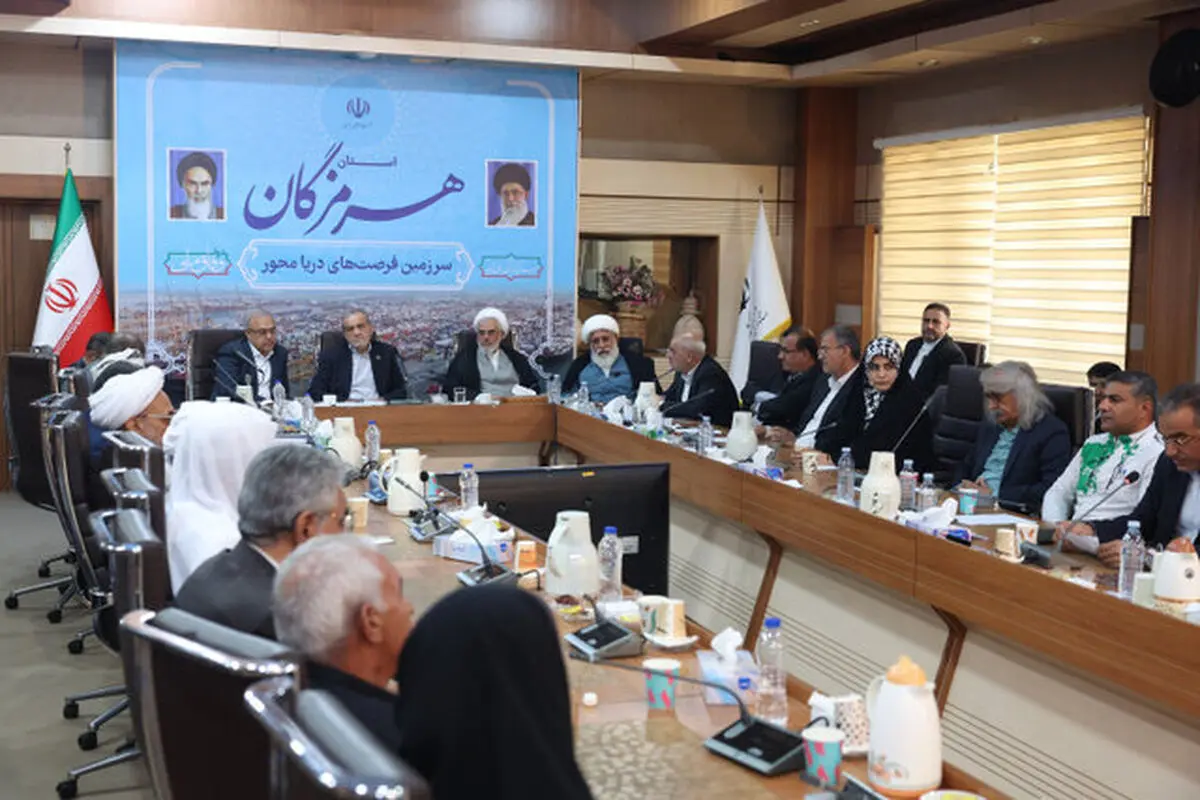 پزشکیان: برای تبدیل شدن به الگو و رسیدن به جایگاه نخست منطقه، عقب ماندن جایز نیست