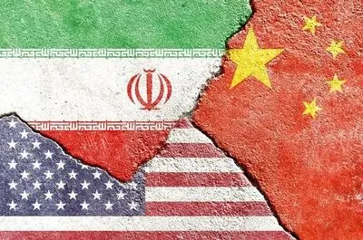 بررسی اهداف سفر عراقچی به چین/ تلاش آمریکا برای خروج از بحران با سناریوهای هالیوودی