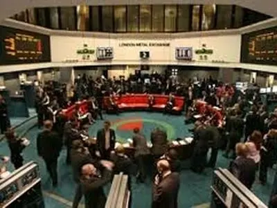 قیمت کالاهای جهانی در بورس لندن و نیویورک