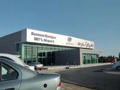 توضیحات استاندار سمنان درباره حمله بامدادی دشمن به فرودگاه استان/ صرفا ملزومات جانبی فرودگاه آسیب دید