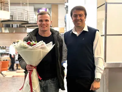 خرید جدید پرسپولیس وارد تهران شد