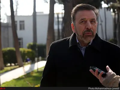 واکنش واعظی به ادعای برادر رکن‌آبادی/ طرف مذاکره‌کننده ایران در حادثه منا، حج و زیارت است، نه ظریف/ تذکر علی ‌عسگری به مسئولان شبکه افق