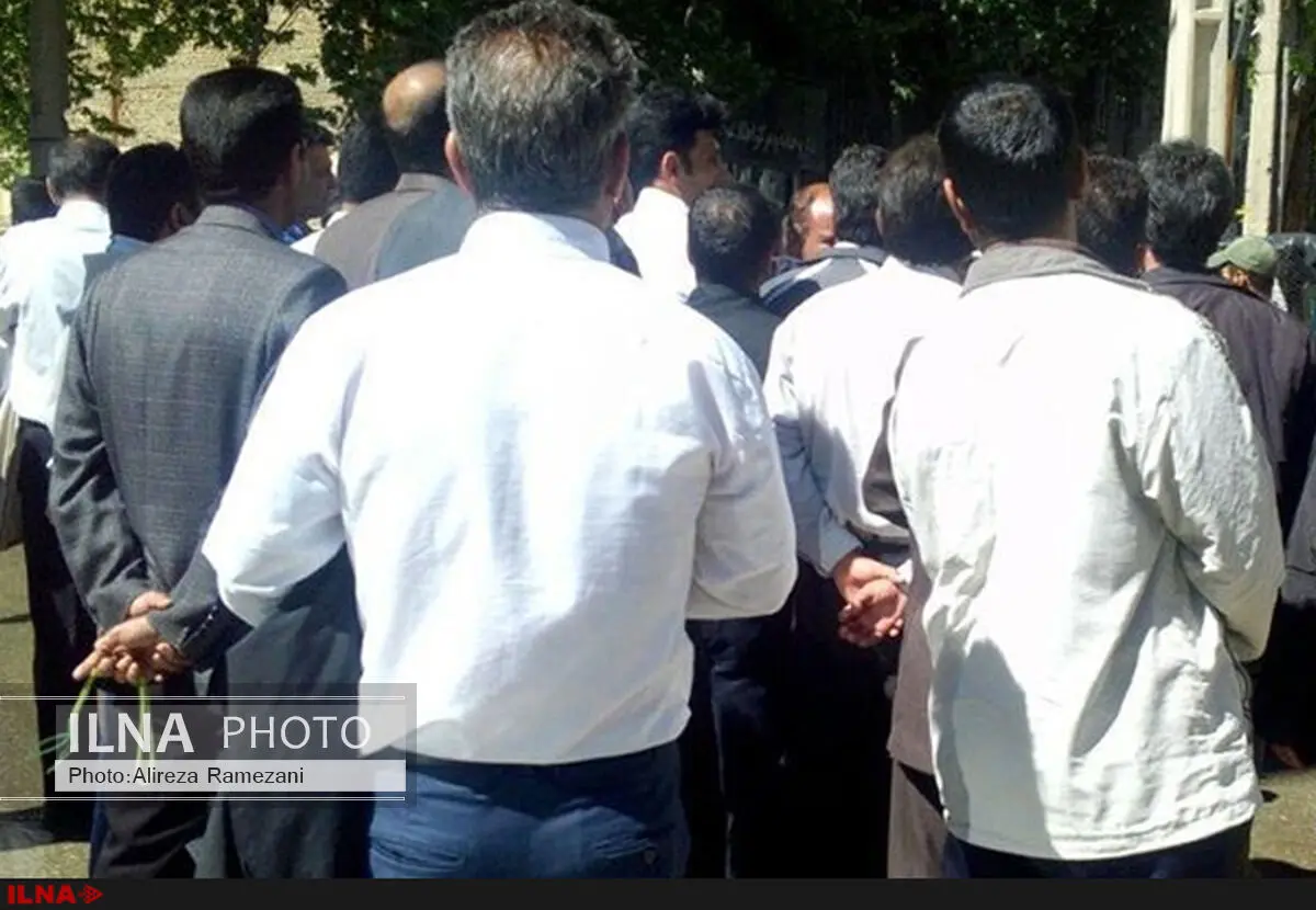 تجمع صنفی کارگران سامان کاشی بروجرد در پی معوقات بیمه‌ای