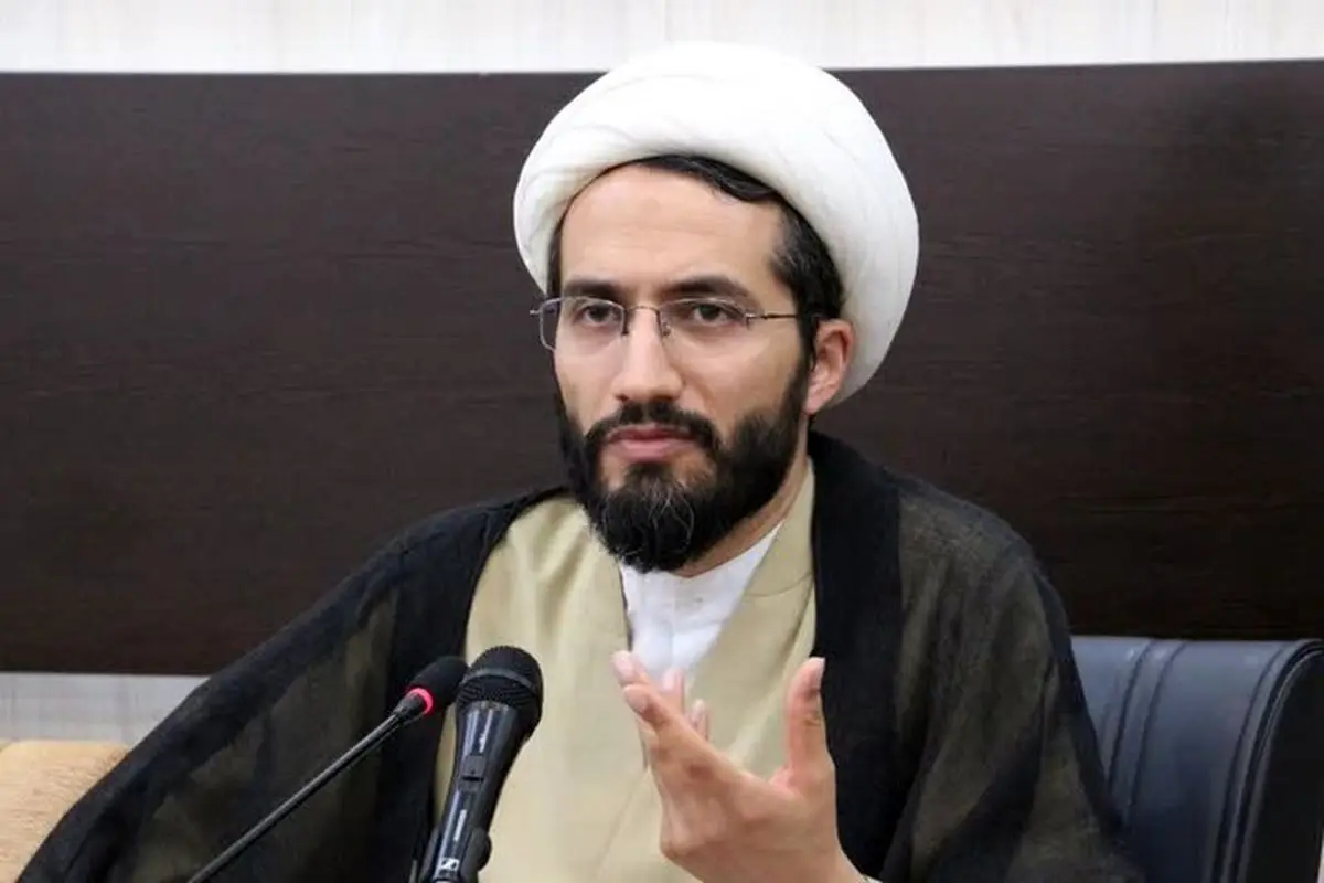 کتاب‌های زبان‌ آلمانی و فرانسه تولید شد، اما هیچ سفارش‌دهنده‌ای نداشتیم