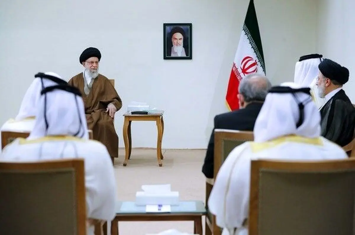 Supreme Leader: Arab World expected to take explicit political action against Zionist regime's crimes