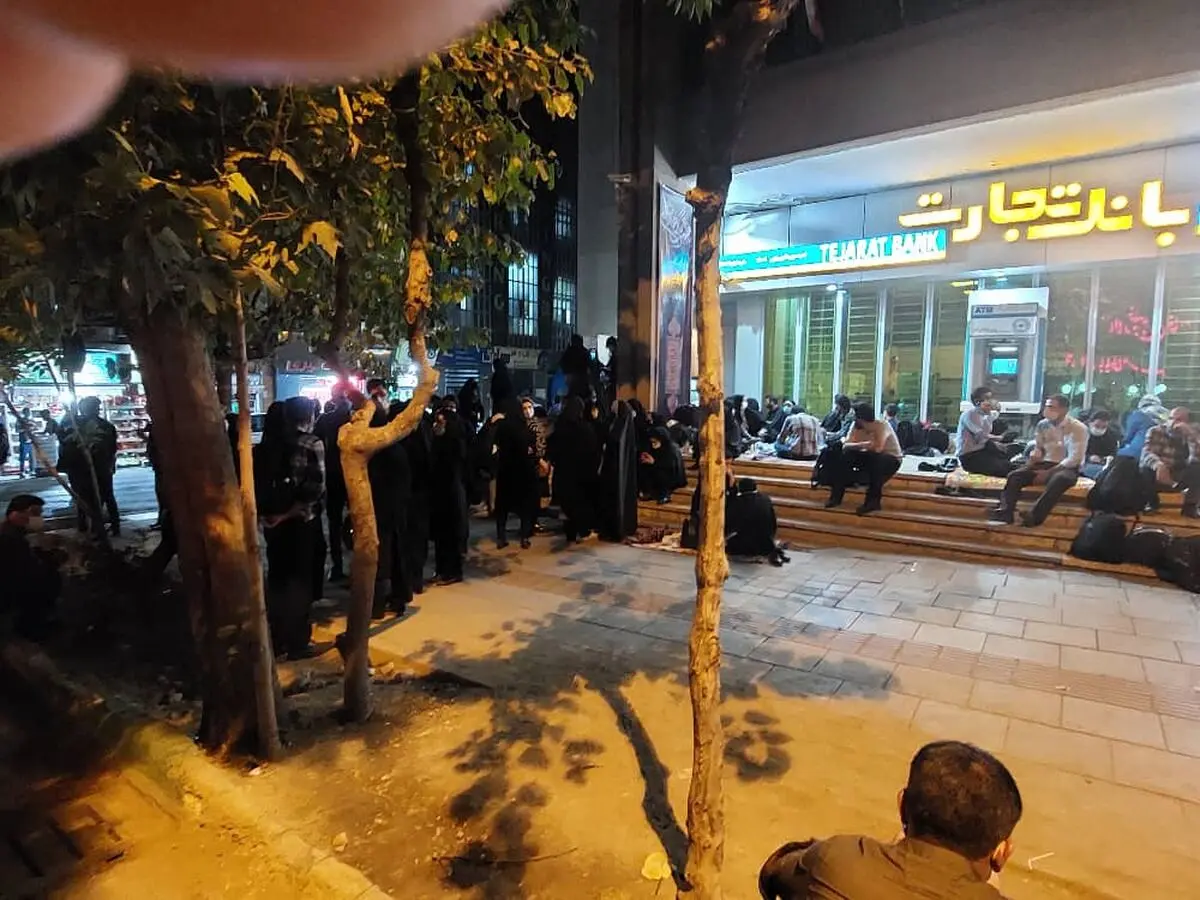 ادامه تجمع کارنامه سبزها در سپهبد قرنیِ تهران