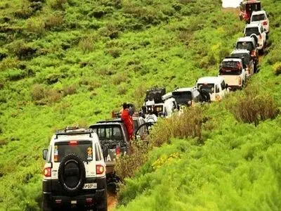 تردد خودرو‌های آفرود در اراضی جنگلی و مرتعی گلستان آسیب‌های جدی به همراه دارد