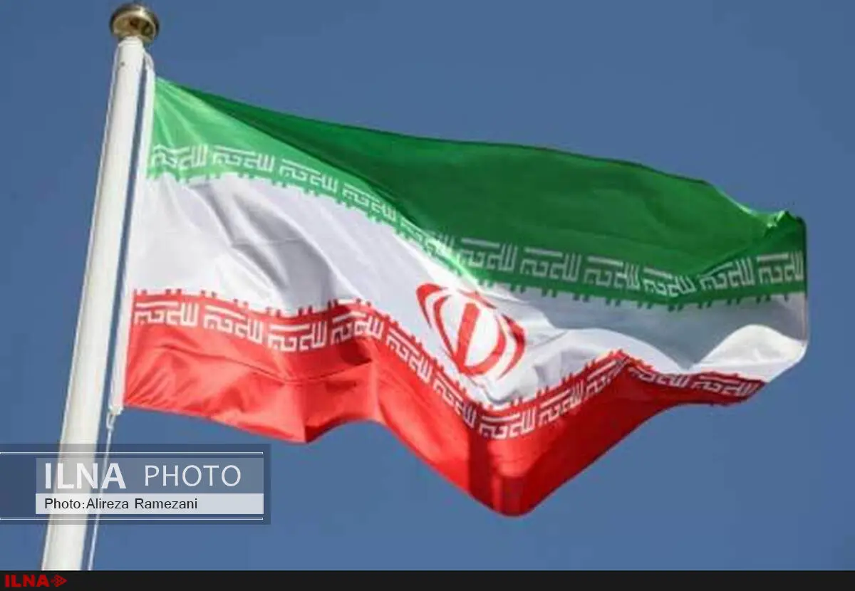 اهتزاز پرچم ایران در دهکده بازی‌های المپیک