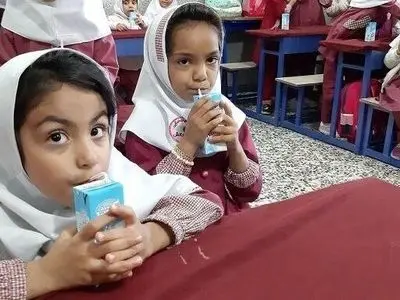 انتقاد از پیشنهاد حذف بودجه شیر مدارس