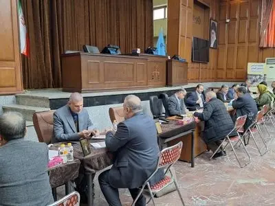 پاسخگویی مسئولان قضایی دادگستری استان تهران به ۲۱۲ نفر از مراجعان در برنامه ملاقات مردمی