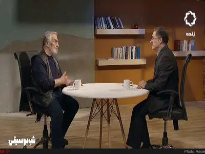 گروهی از بچه‌های موسیقی که روزنامه‌نگار هستند علیه ارکستر ملی می‌نویسند 