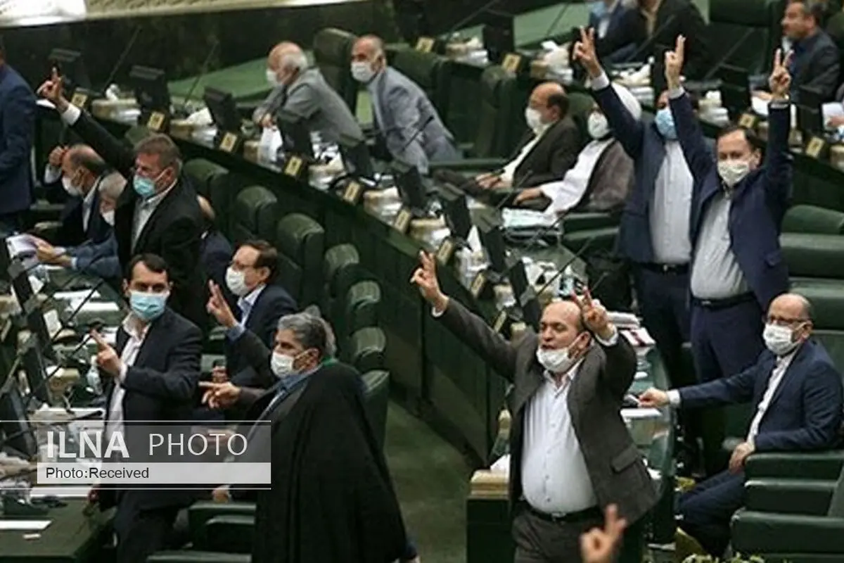 مروری بر عملکرد مجلس یازدهم در «هفت ماهگی»/ هیاهو بر سر هیچ!
