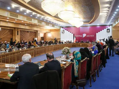 المؤتمر الدولي الاول للنساء المؤثرات في دول العالم ینطلق بطهران