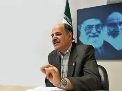مسئولان از اقدامات شتابزده در حذف فاصله اجتماعی خودداری کنند