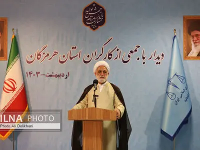 حکومت وظایف و مسئولیت‌هایی را در قبال کارگران بر عهده دارد