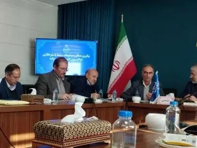 پیگیری مصوبات سفر نظارتی مجلس به منطقه آزاد ماکو در نشست فراکسیون کشاورزی