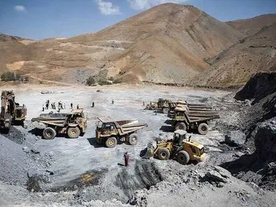 سرمایه‌گذاری در بخش معادن استان می‌تواند اشتغال زایی داشته باشد