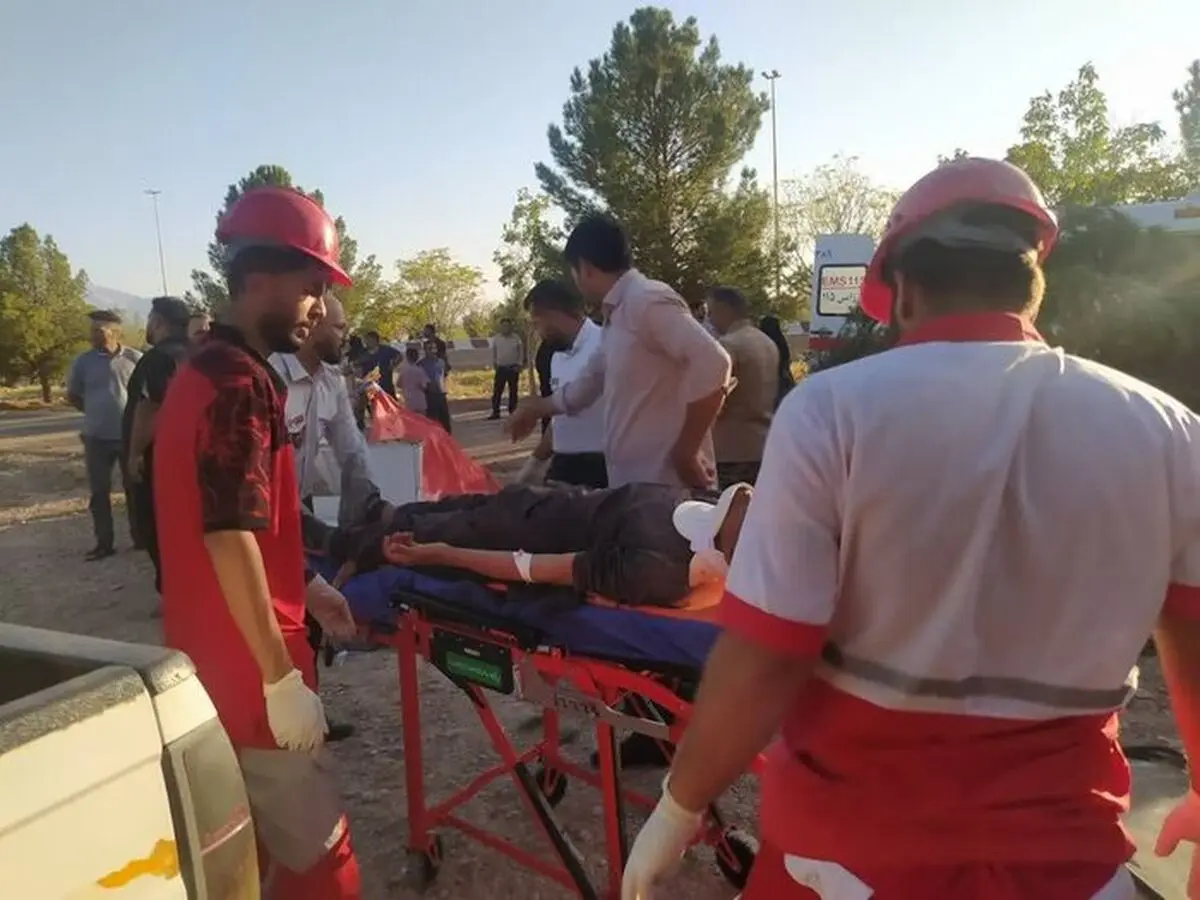 ۲ کشته و ۲۱ مصدوم در واژگونی وانت مزدا در هفت‌باغ کرمان