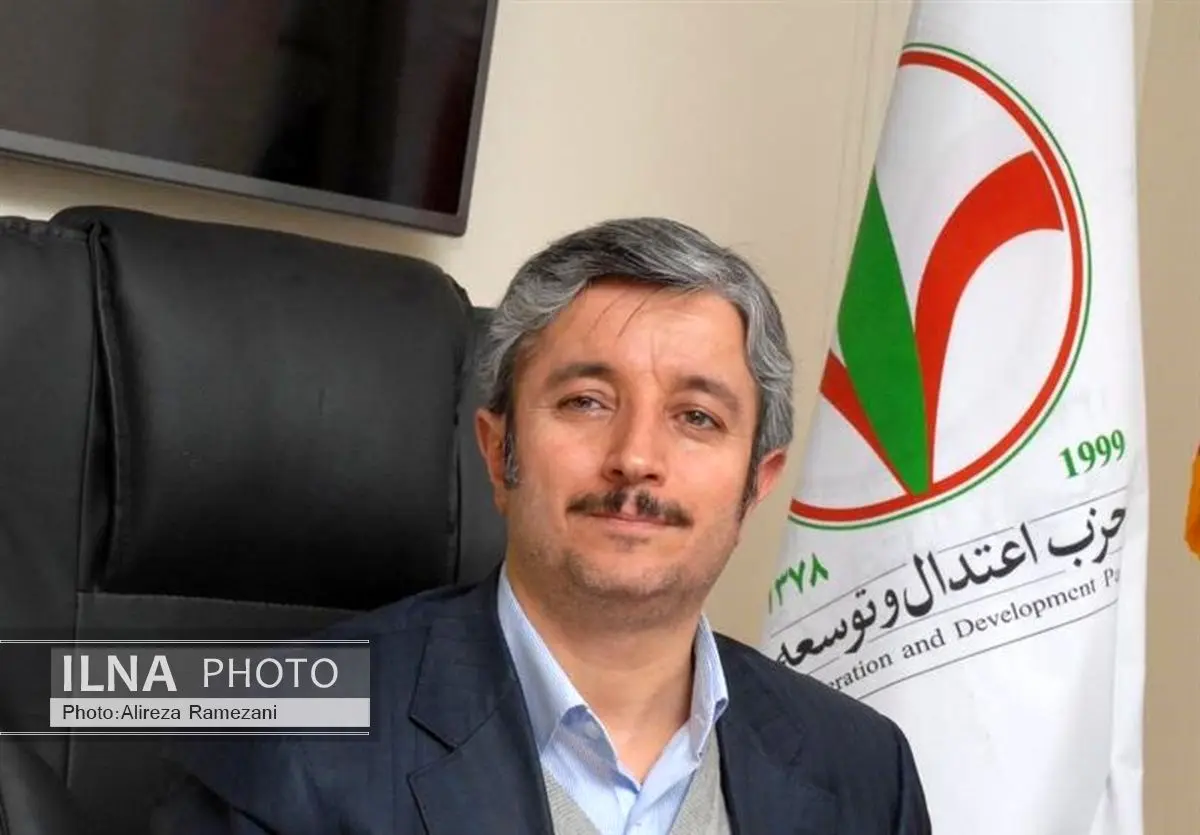واعظی برای جلسه استانی حزب اعتدال و توسعه به کردستان رفت نه کمپین انتخاباتی/ برگزاری کنگره اعتدال و توسعه در دی ماه