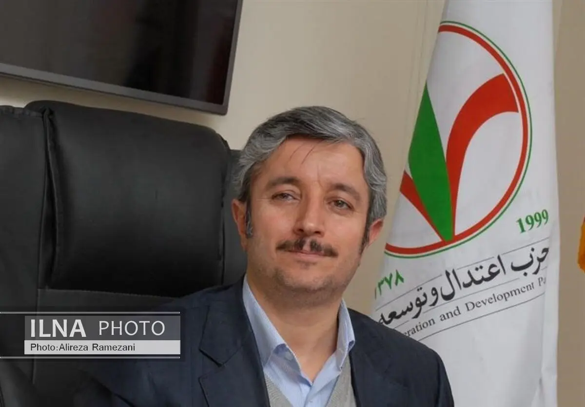واعظی برای جلسه استانی حزب اعتدال و توسعه  به کردستان رفت  نه کمپین انتخاباتی/ برگزاری کنگره اعتدال و توسعه در دی ماه 