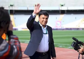 مظلومی: زوج دیاباته و قائدی مثل فیل و فنجان می ماند/ پولی که استراماچونی می‌گیرد نوش جانش