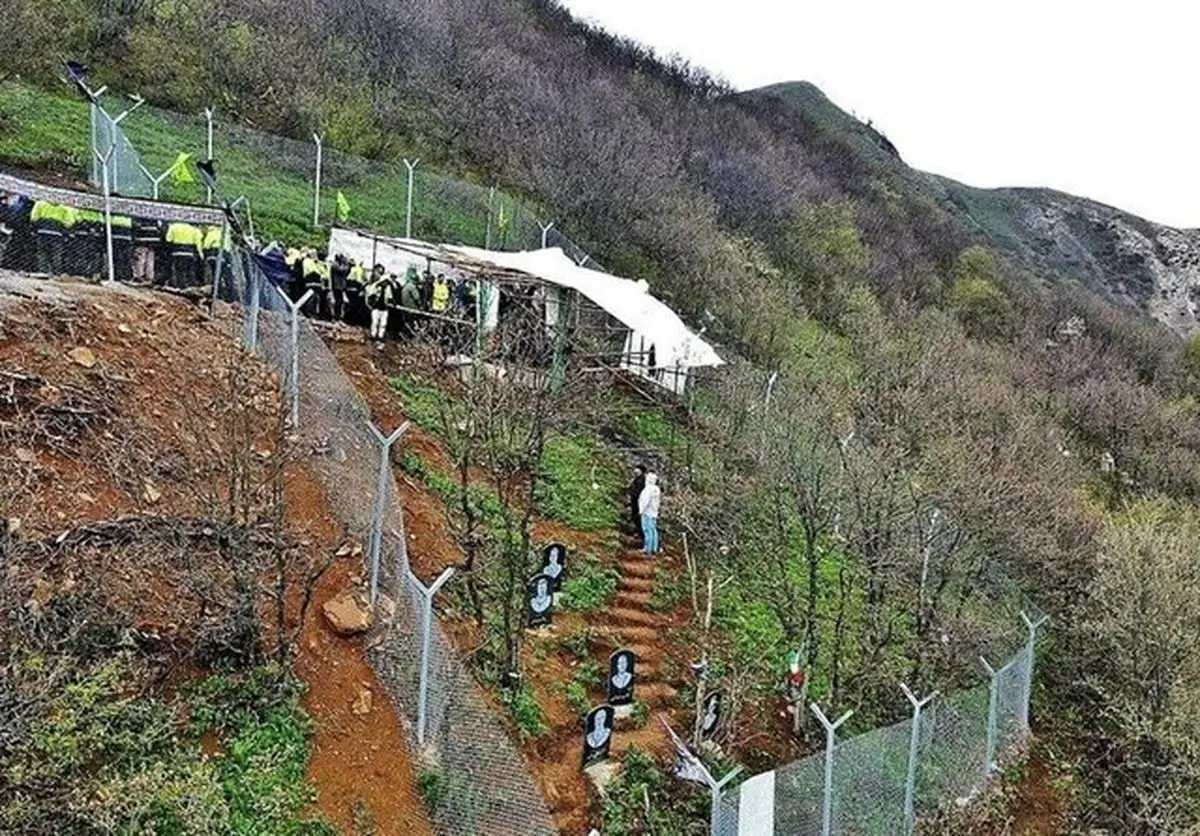 خانواده شهیدان پرواز اردیبهشت در ورزقان حضور یافتند