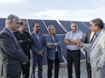 اولین نیروگاه خورشیدی ۲۰ کیلوواتی کشور در قاین افتتاح شد