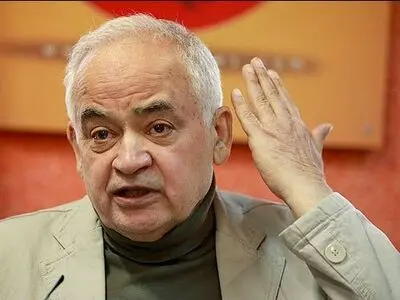 مولانا الگوی سلامت بشری را مشخص کرده است