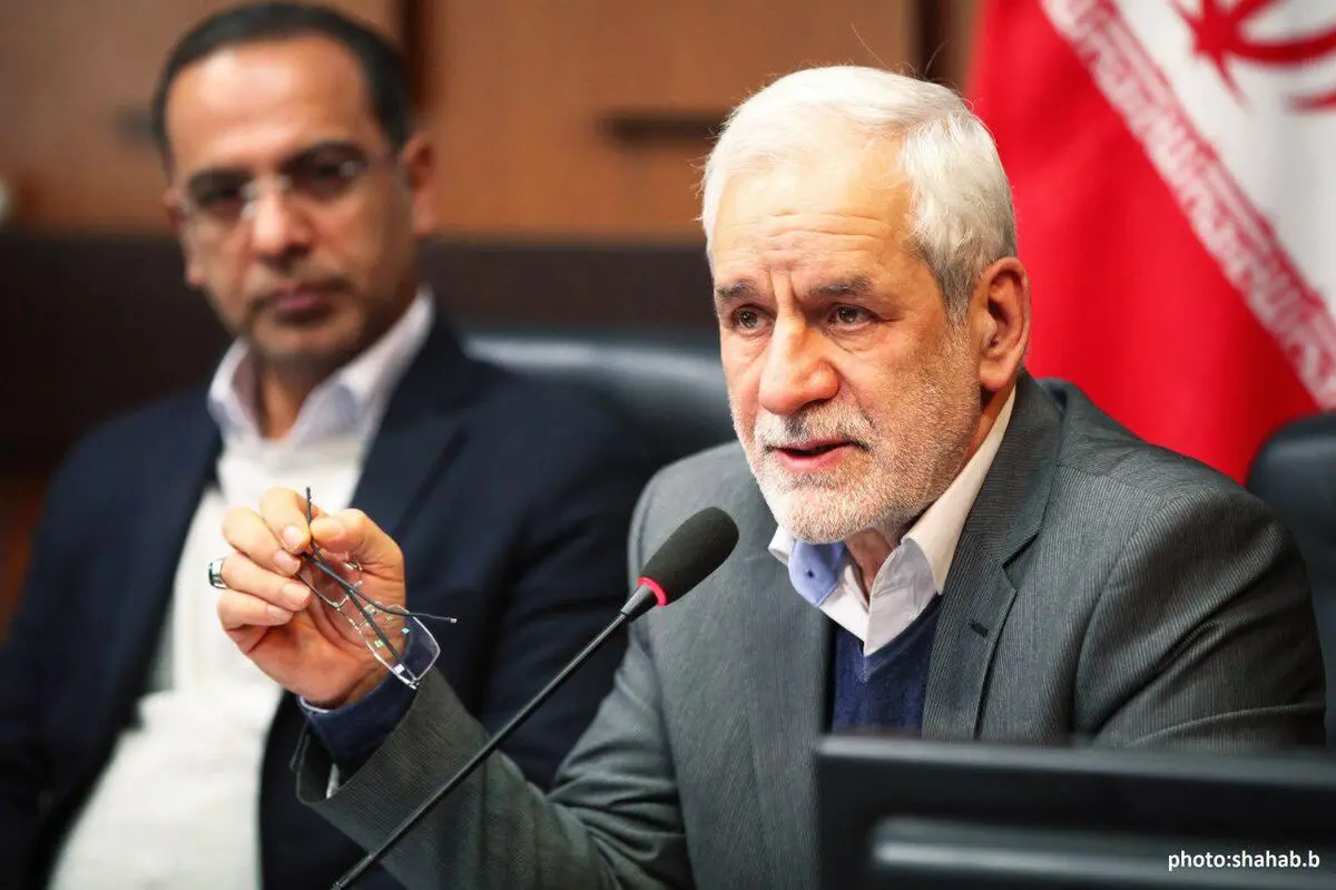 بودجه سال 97 شهرداری اراک را قابل تحقق ارایه می‌کنم