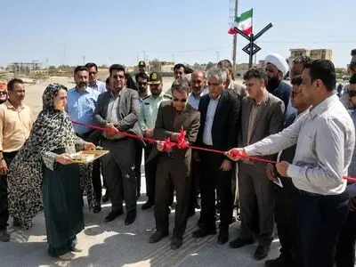 به مناسبت هفته دولت؛ بهره‌برداری از زیرساخت گردشگری بندر کوهستک سیریک