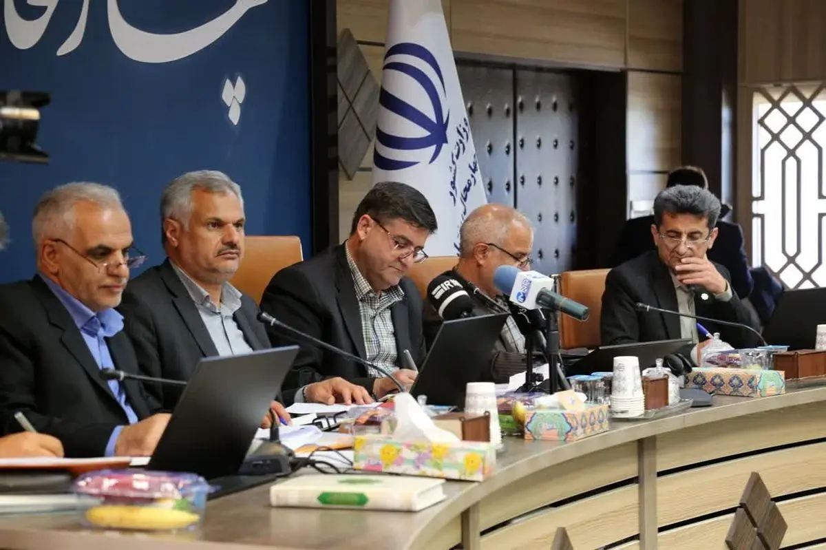 رسانهها؛ چشم بینای مردم، گوش شنوا و پل ارتباطی بین مردم و مسوولان