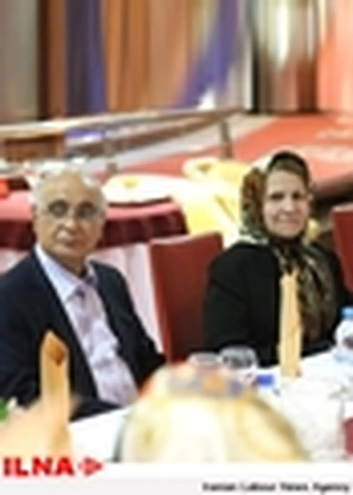 جشن تولد هوشنگ مرادی کرمانی در رستوران گردان برج میلاد