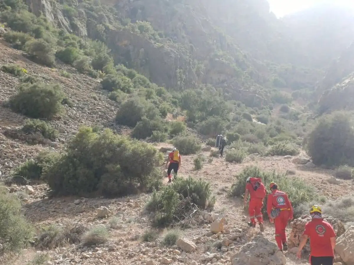 عملیات ۷ ساعته برای انتقال پیکر طبیعت گرد ۱۶ ساله در روستای کوشک بیدک