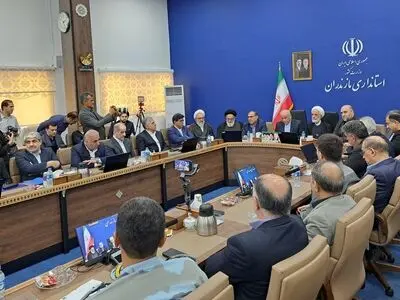 وفاق ملی، افزایش اختیارات استانداران و حفظ معیشت مردم راه عبور از بحران‌هاست