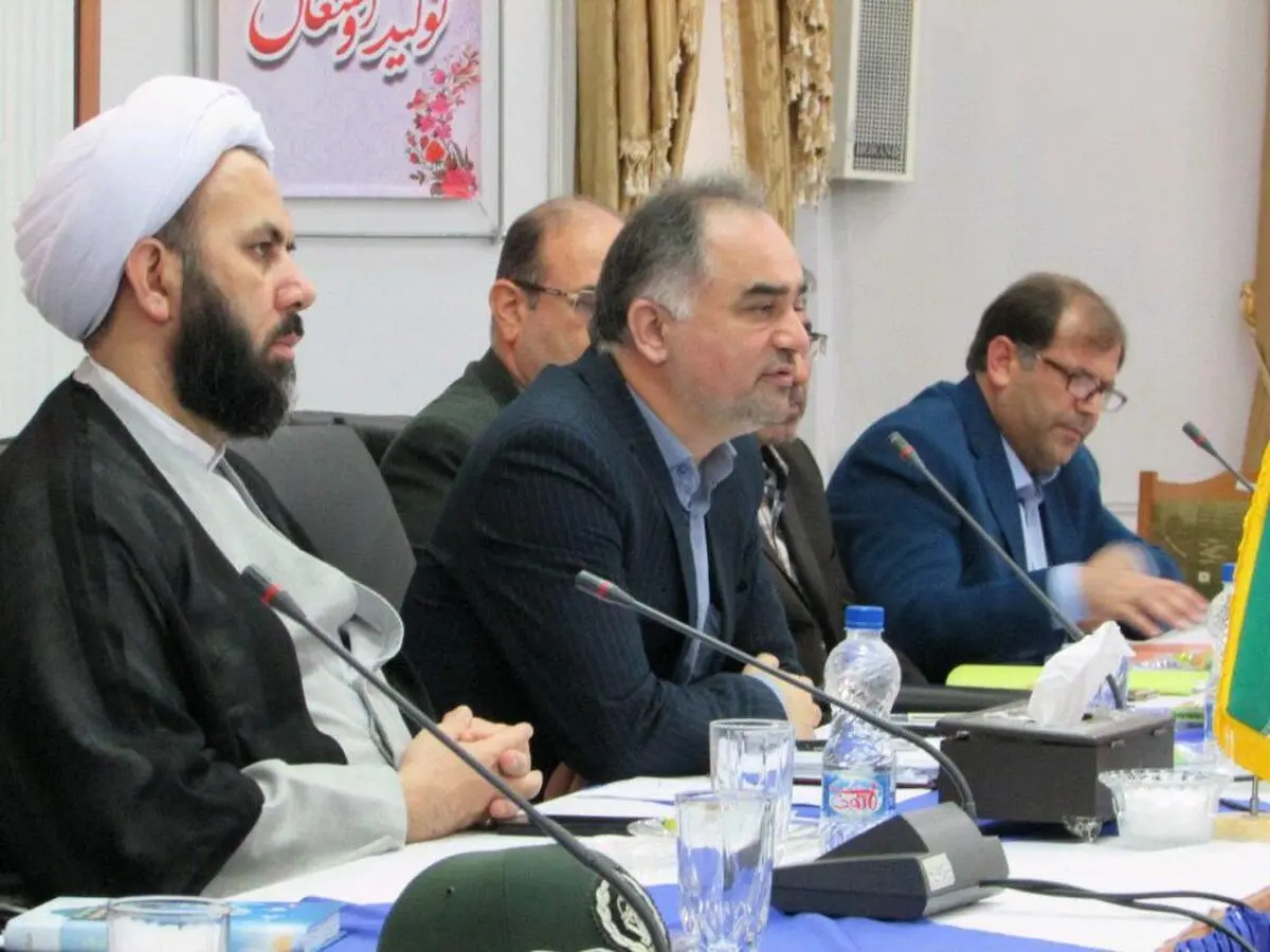 دستگاه‌های خدماتی، آب و برق و گاز مدارس بدهکار را در  زمان تحصیل قطع نکنند