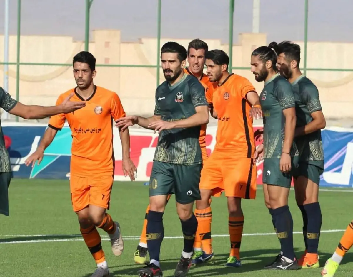 تساوی در شهر بابک و تداوم صدر نشینی