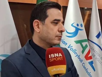 تا پایان اردیبهشت استانداردهای حداقلی را برای والیبال فراهم می‌کنیم