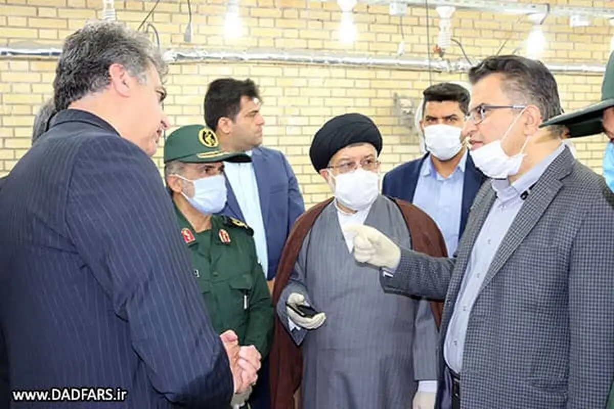 بررسی و رفع موانع فعالیت کارخانه تولید ماسک در شیراز / ابراز امیدواری برای رفع نسبی نیاز ماسک استان در آینده نزدیک