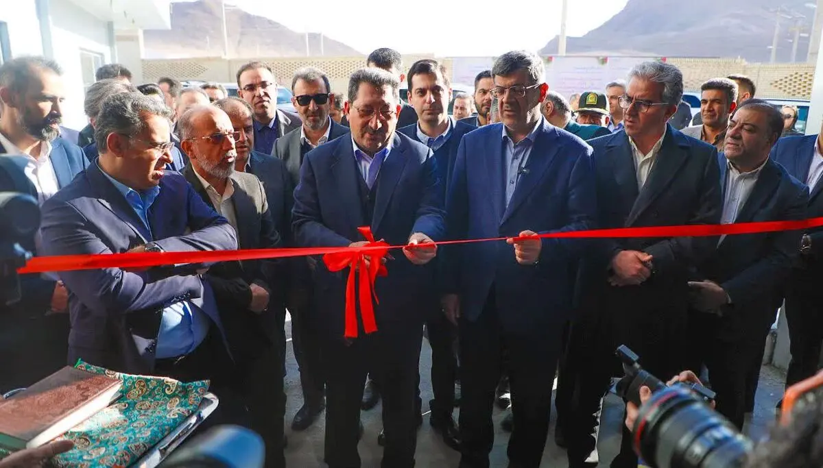 افتتاح طرح‌های صنعتی با حضور وزیر صمت در استان یزد