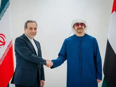 الإمارات تعلن أنها لن تفتح أجواءها لأي ضربات عسكرية على إيران