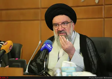 اشاره به «صلح» در قرآن، پیرامون دعواهای خانوادگی است و ربطی به «جنگ« ندارد!