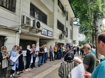 بازنشستگان خواستار تصویب هرچه سریعتر افزایش مستمری شدند