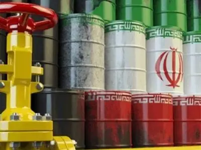 تایید کاهش فروش و قیمت نفت ایران