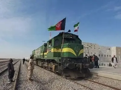 آغاز حرکت روان قطار تجاری افغانستان از ایران/ راه‌اندازی قطار مسافری مشهد- هرات