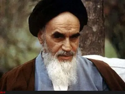 فیلم/بازخوانی رویکرد امام‌خمینی(ره) پیرامون تسخیر لانه جاسوسی