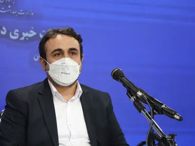 آمار مراجعان آنفولانزا بالاست/ بیماری‌های ویروسی ترکیبی با کرونا فعلا گزارش نشده است