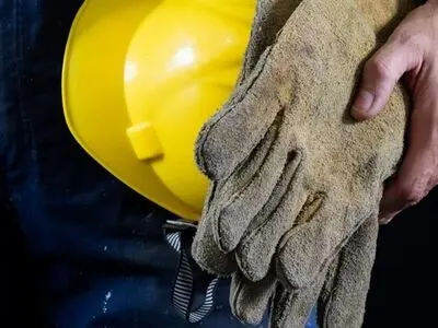 ۴۰ نماینده مجلس علیه معیشت حداقلی چند میلیون‌/ خروج ۵۸۸ هزار کارگاه از شمول حداقل مزد/ «تشویق سرمایه‌گذار» با «خالی کردن سفره کارگر»