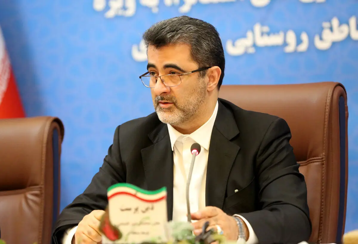 برگزاری نشست ویدئو کنفرانسی قرارگاه عملیاتی ستاد ملی مبارزه با کرونا، با فرمانداران و بخشداران سراسر کشور